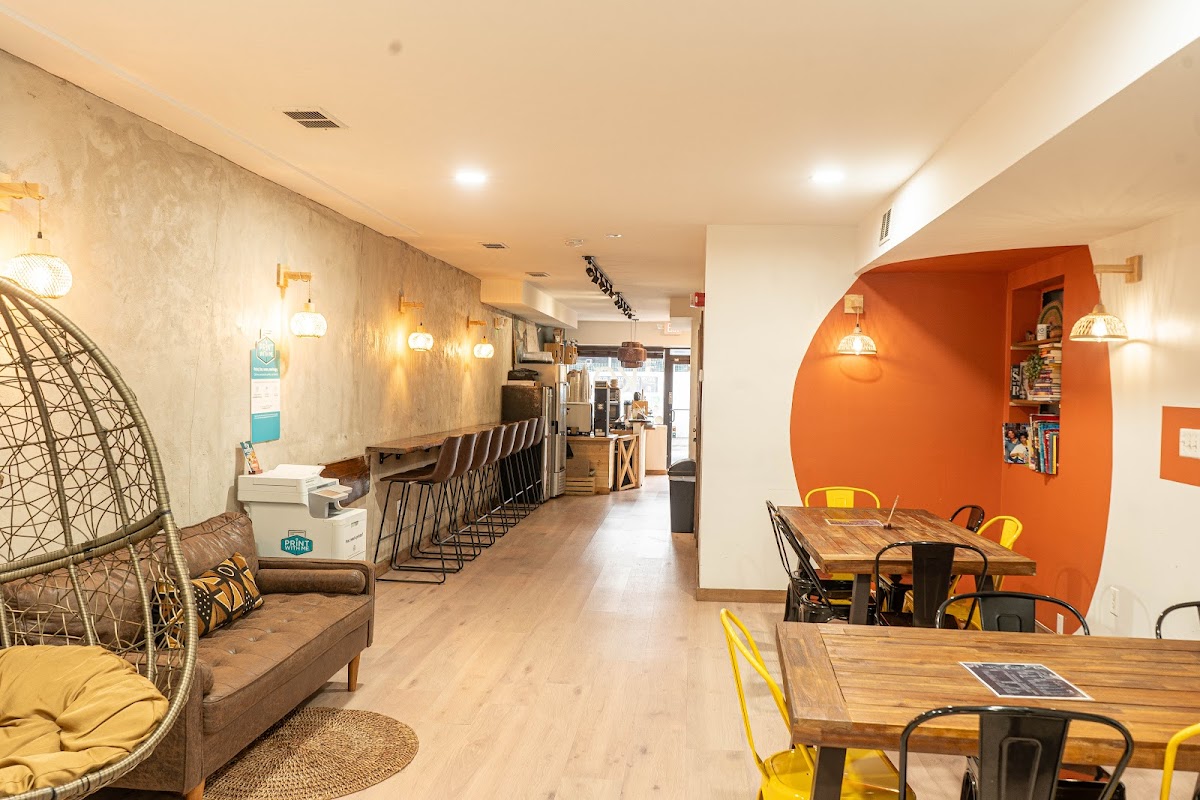 Kọ Cafe (Ko Cafe) Photos 2